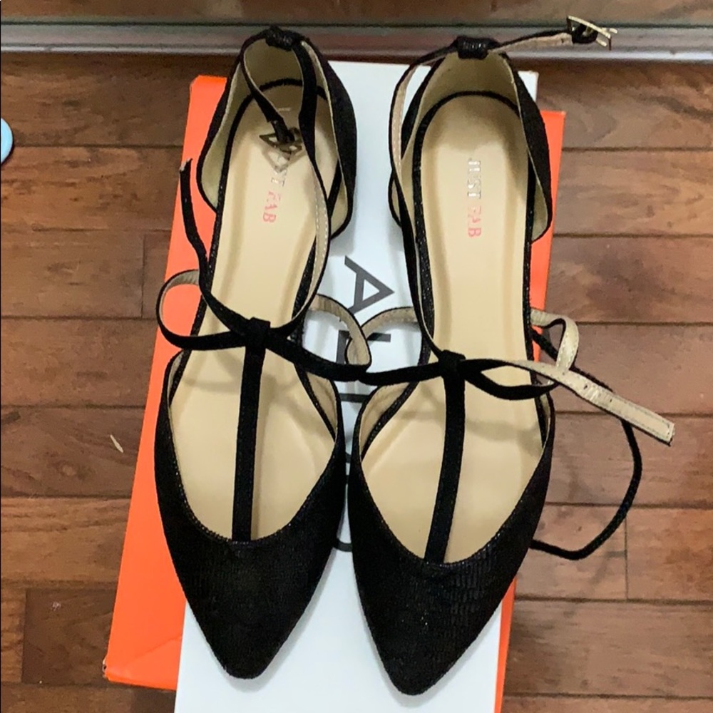 JustFab Black Flats Size 7.5
